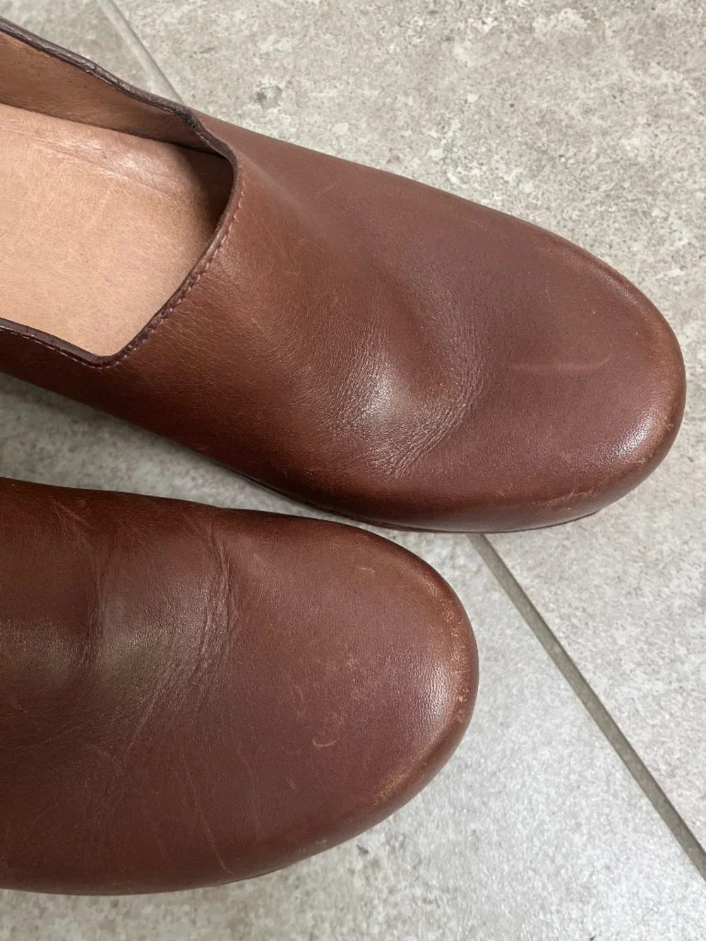 Gorgeous Leather Danskos size 40